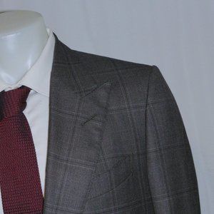 Tom Ford Shelton Current Silk Blend Gray Plaid Peak Lapel Two Button Suit 44R